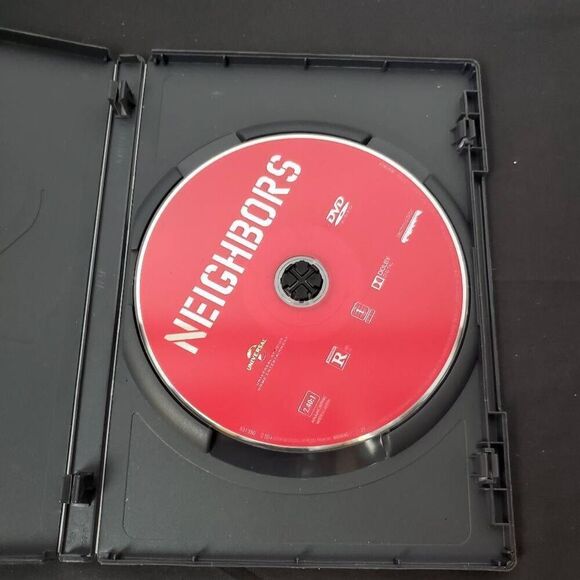 Neighbors (2014 Film) Comedy Movie [DVD] - Picture 2 of 3
